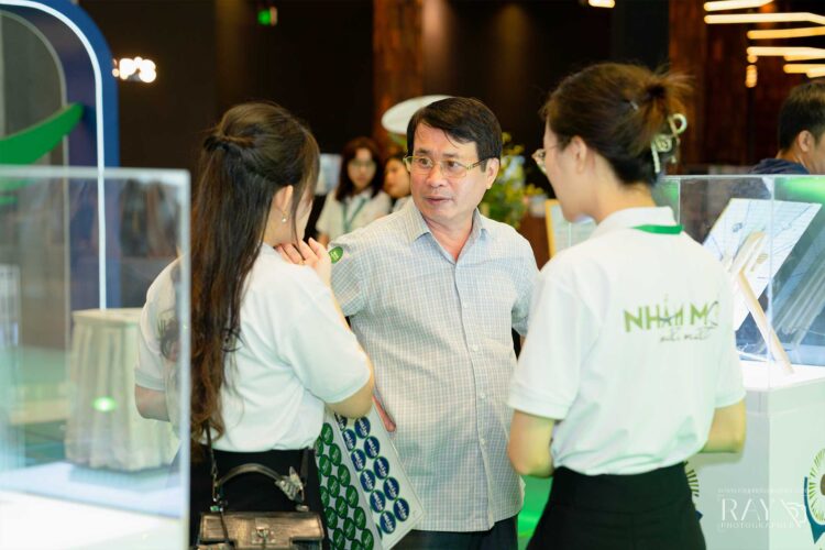 Nhắm mắt Mở Mắt - Podcast