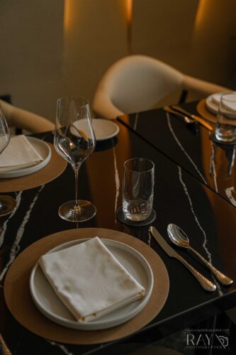 Lune Restaurant & Warhouse