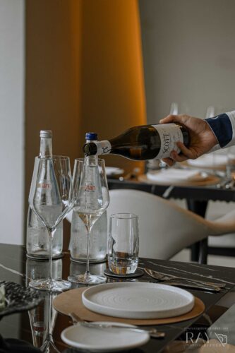 Lune Restaurant & Warhouse