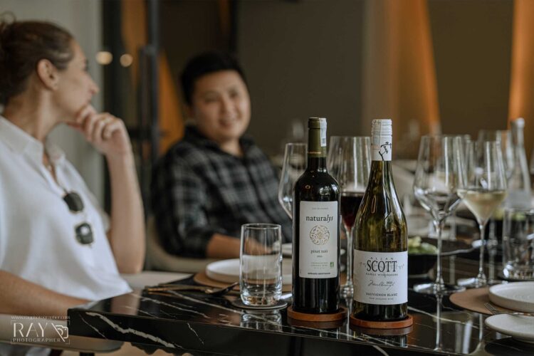 Lune Restaurant & Warhouse