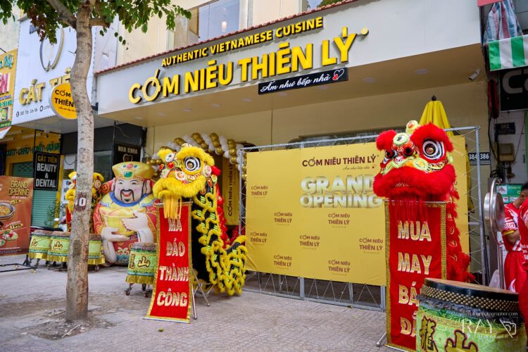 COM NIEU THIEN LY - GRAND OPENING