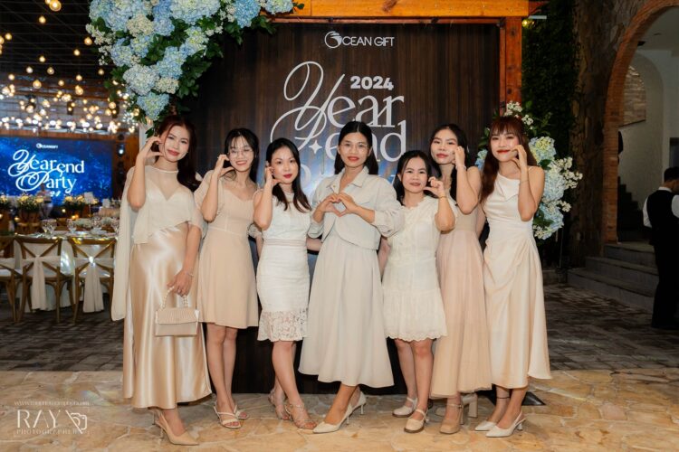 OCEANGIFT - YEAR END PARTY